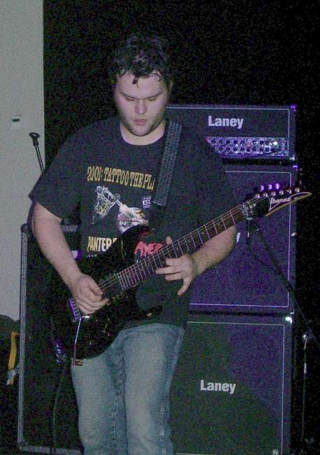 Image: 060929--bloodstock/web/steel_tormetor03.jpg