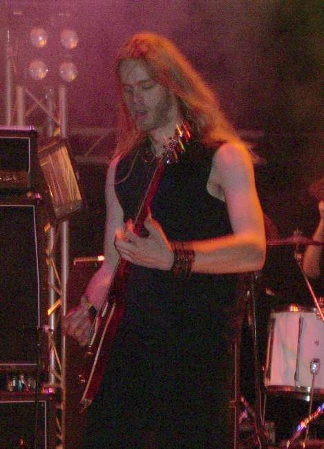 Image: 060930--bloodstock/web/illuminatus03.jpg