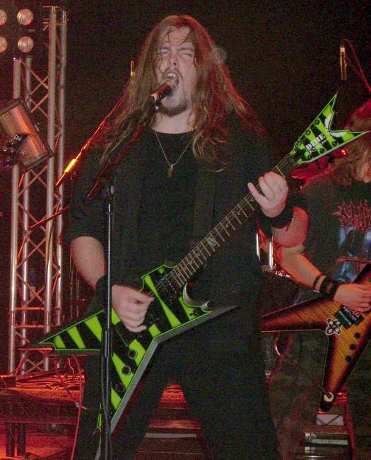 Image: 060930--bloodstock/web/sworn_amongst03.jpg