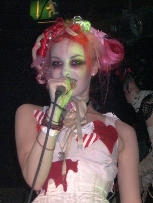 Image: 070720--emilie_autumn/web/ea06.jpg