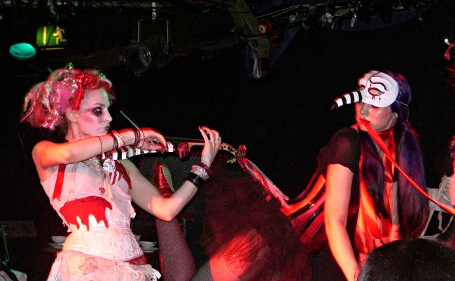 Image: 070720--emilie_autumn/web/ea18.jpg